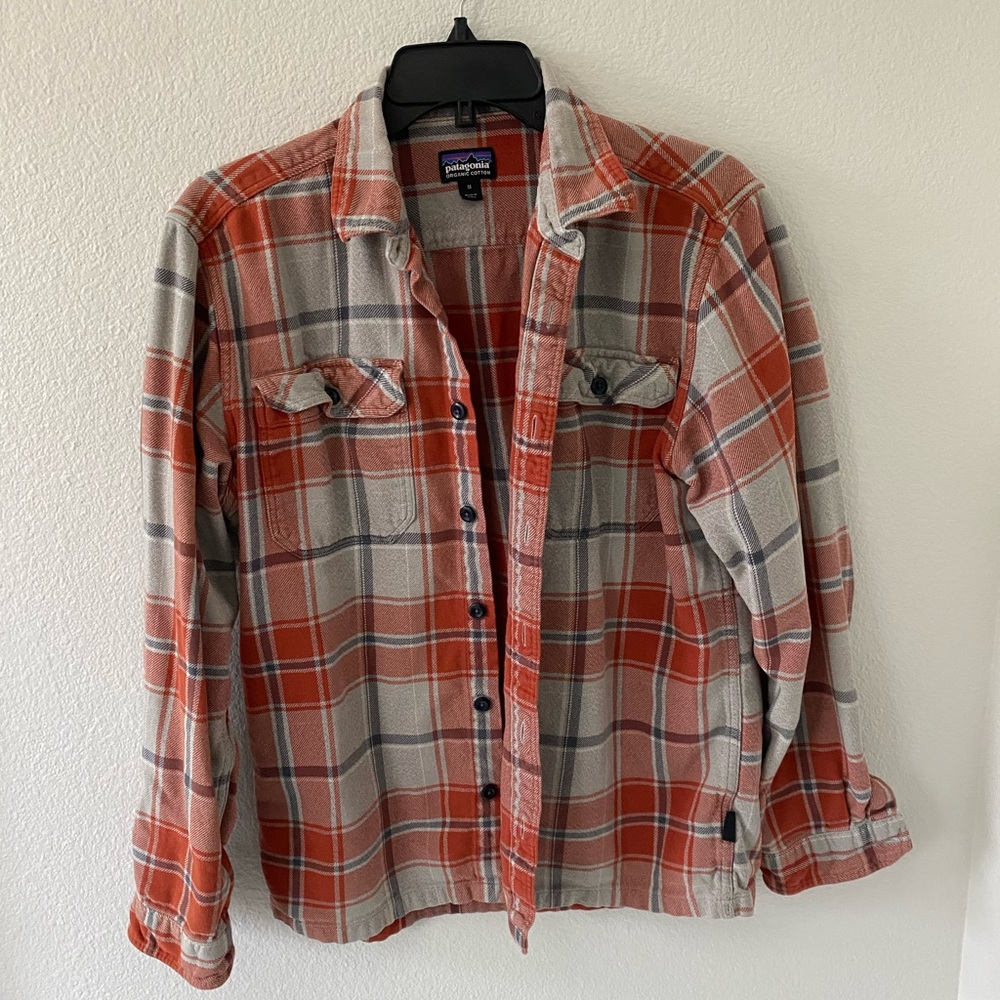 Patagonia Fjord Flannel, Men’s size Medium